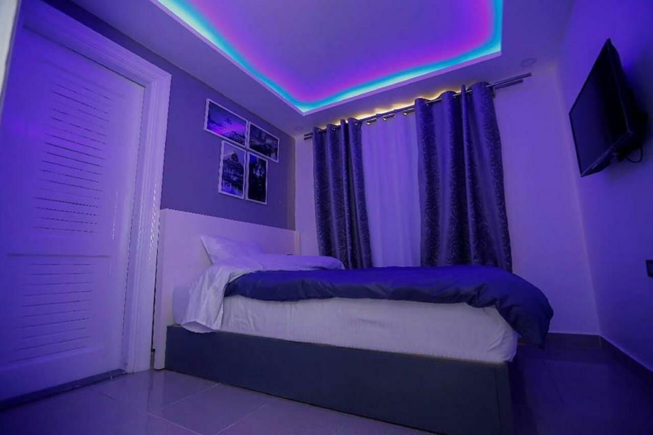 Azar Boutique Albergue
